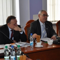 2010-03-25 - zespol_trojstronny